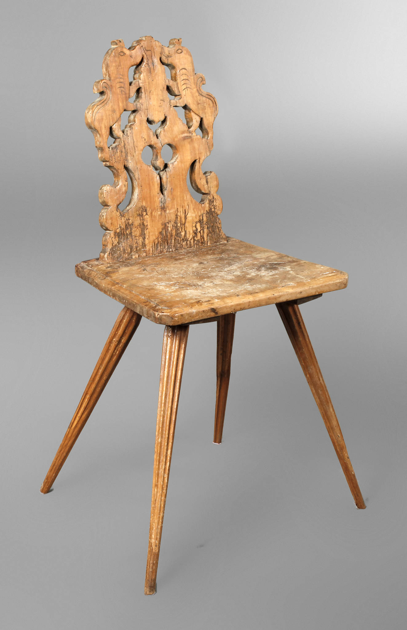 Bäuerlicher Brettstuhl