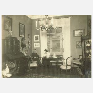 Paar Stühle aus einer Prager Villa