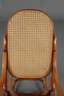 Kleiner Schaukelstuhl Thonet