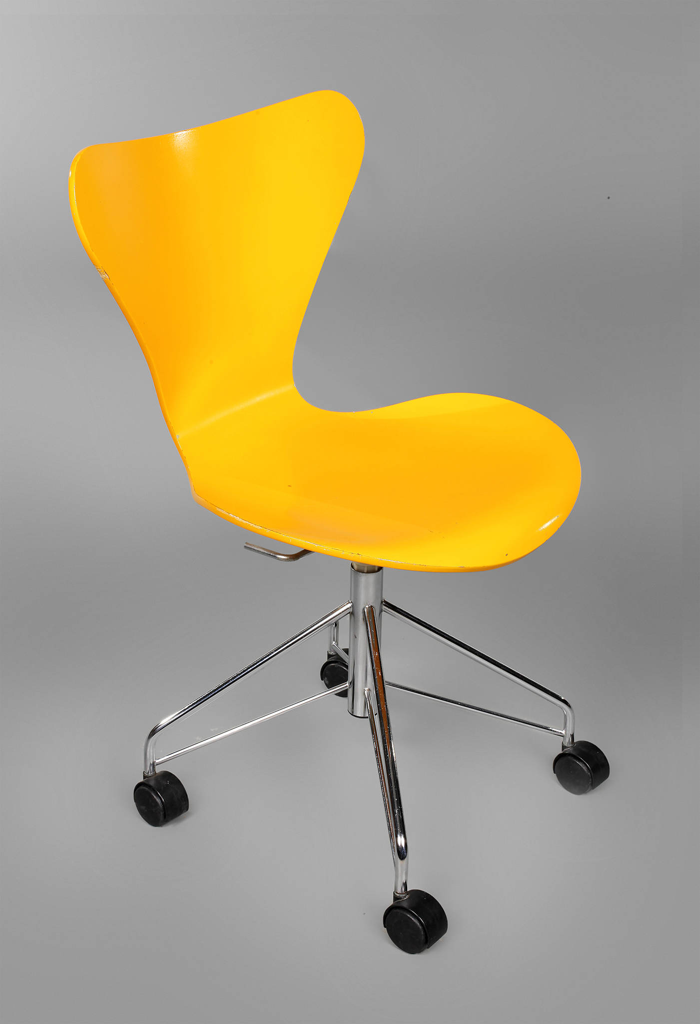 Bürodrehstuhl Arne Jacobsen