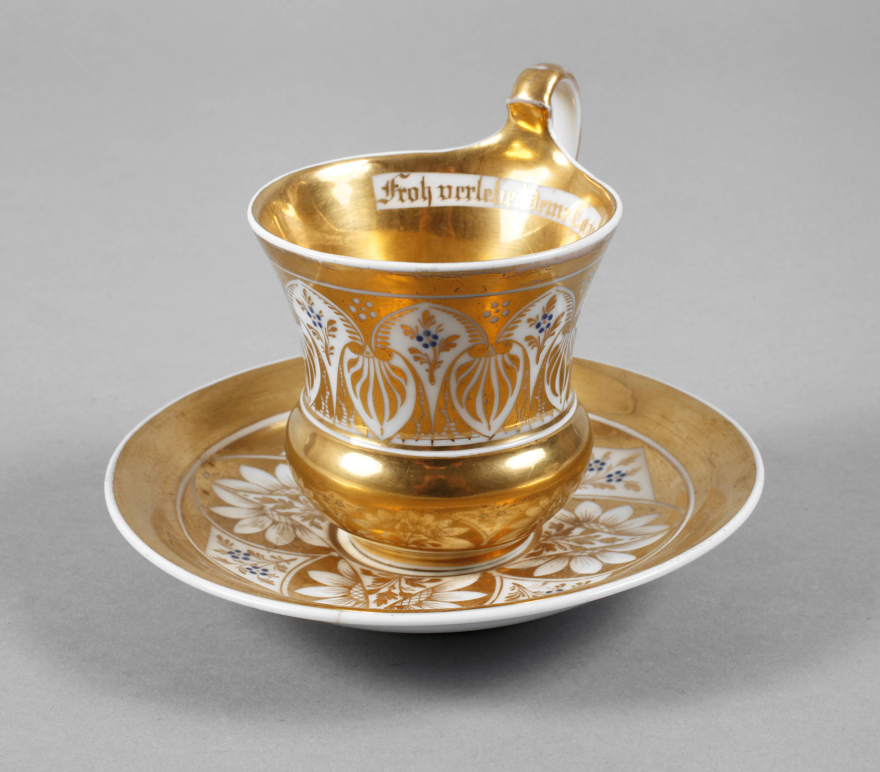 Biedermeier-Spruchtasse