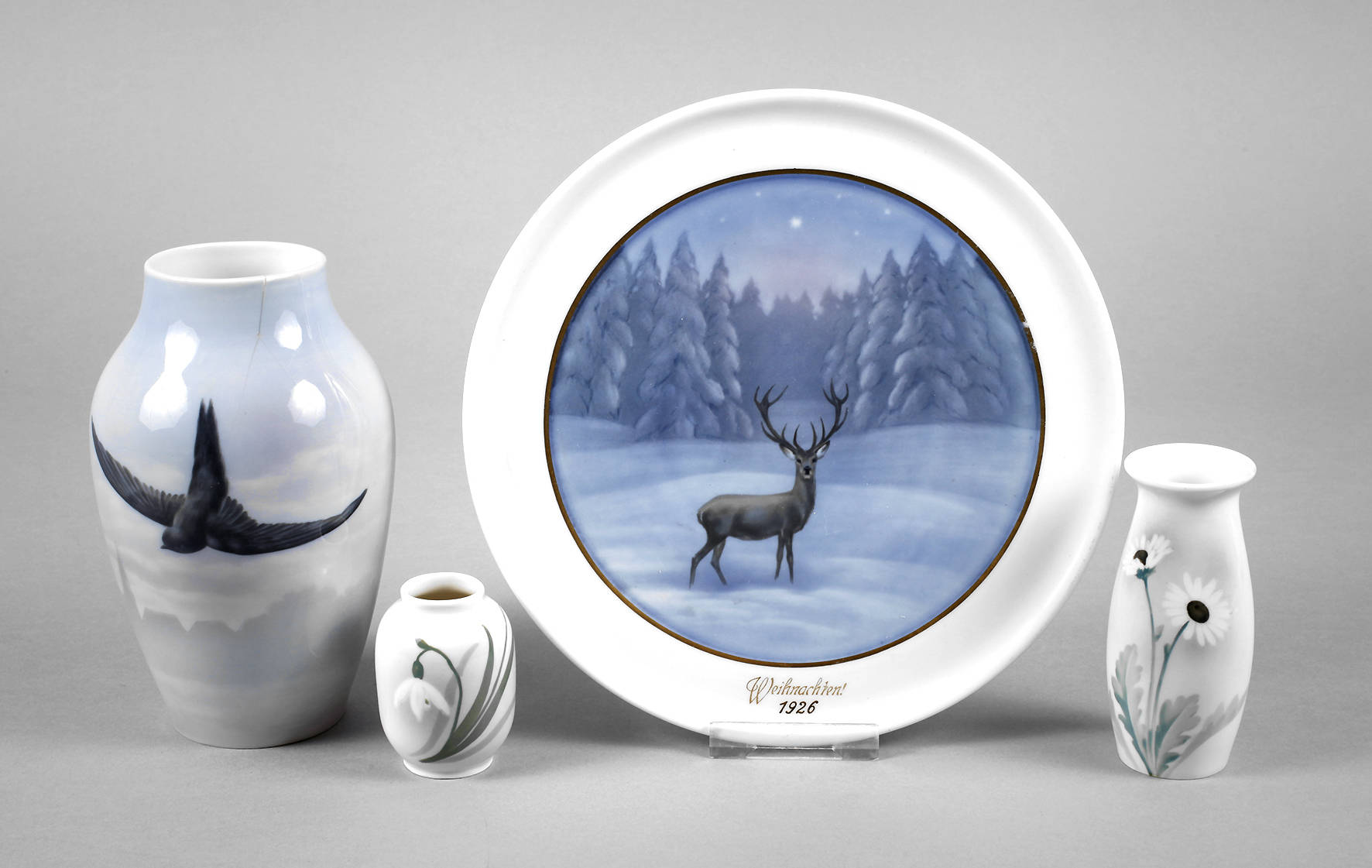 Kaestner drei Vasen und ein Teller