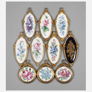 Kaestner zehn Porzellananhänger