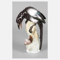 KPM Berlin Elster auf Ast mit Schnecke111