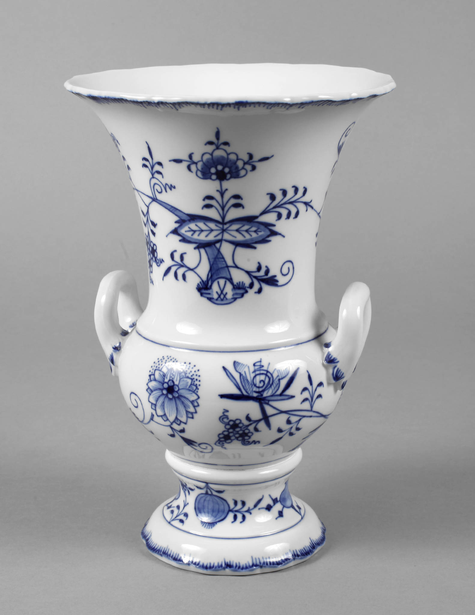 Meissen Kratervase Zwiebelmuster
