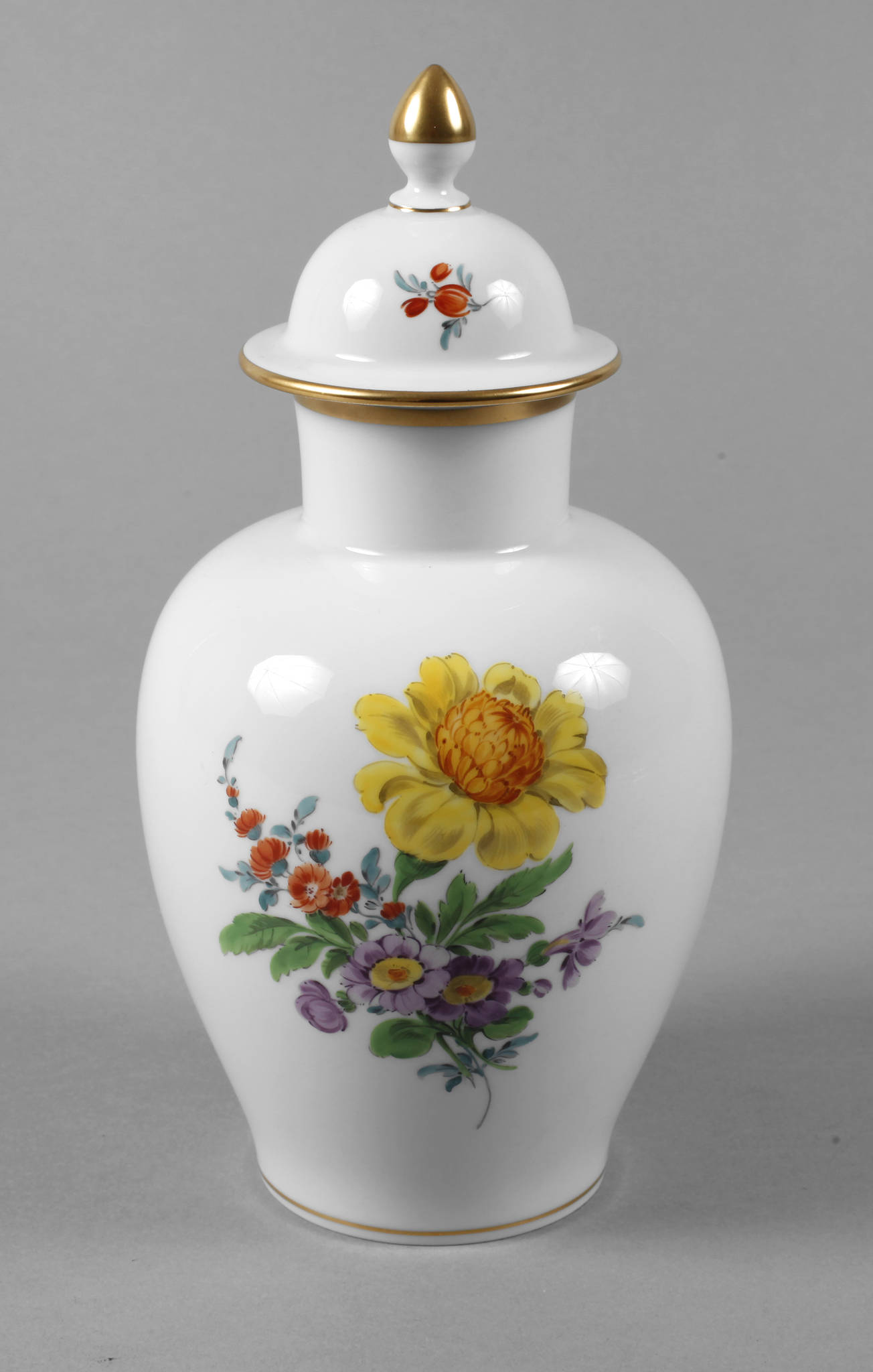 Meissen Deckelvase