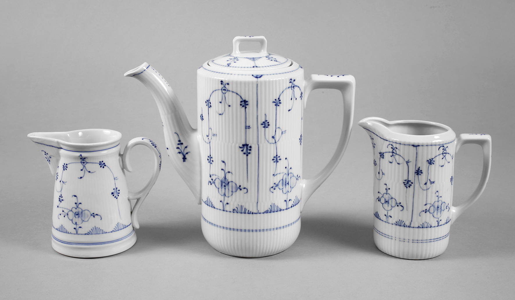 Rauenstein drei Kannen Strohblumenmuster