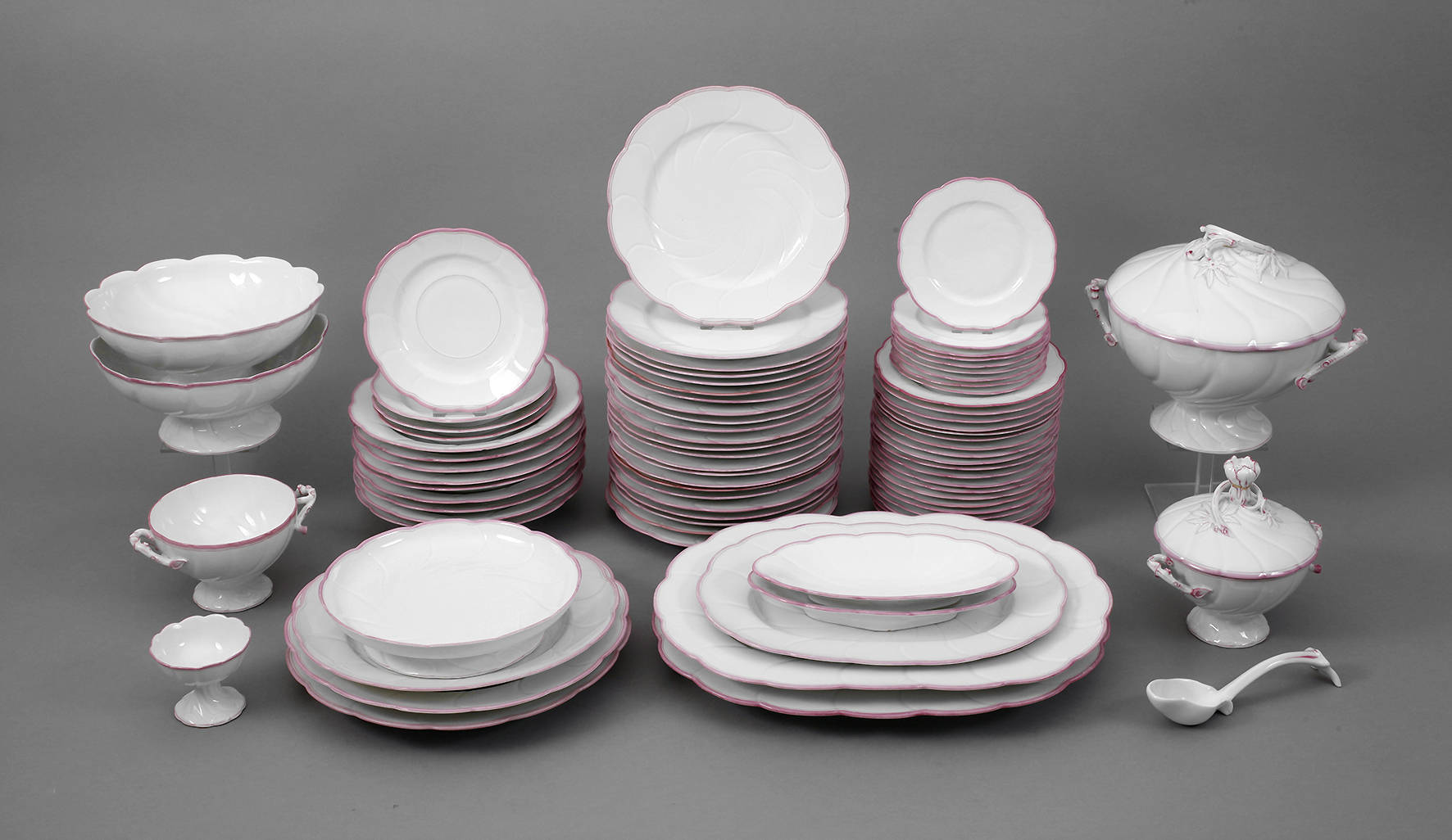 Großes Speiseservice