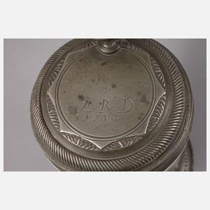 Großer Dorotheenthaler Fayence-Walzenkrug