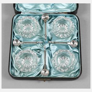 Vier Salznäpfe mit Silberlöffelchen