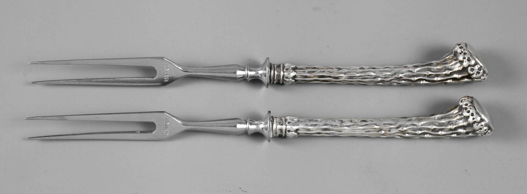 Paar jagdliche Wurstgabeln