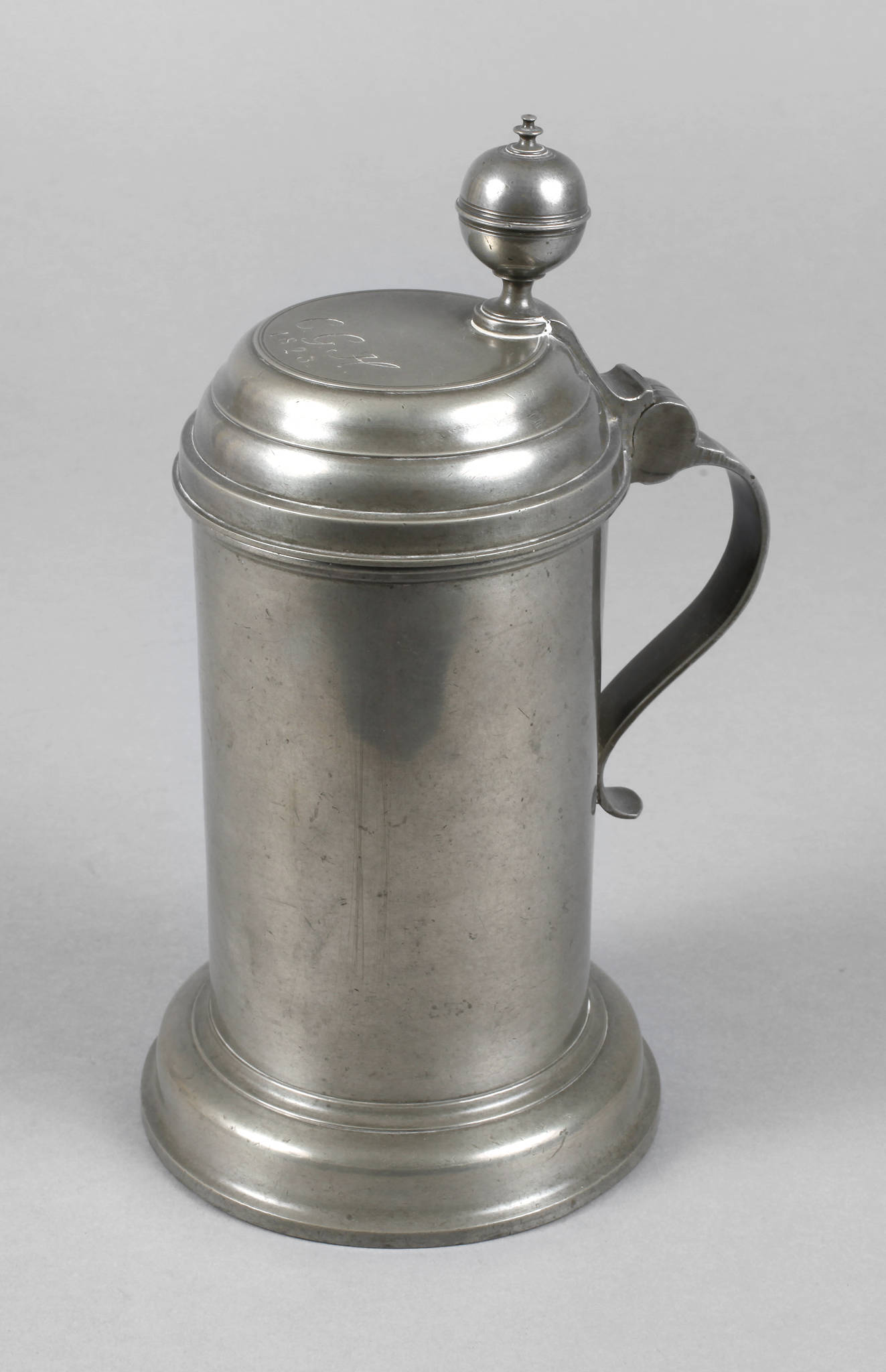 Großer sächsischer Walzenkrug Zinn