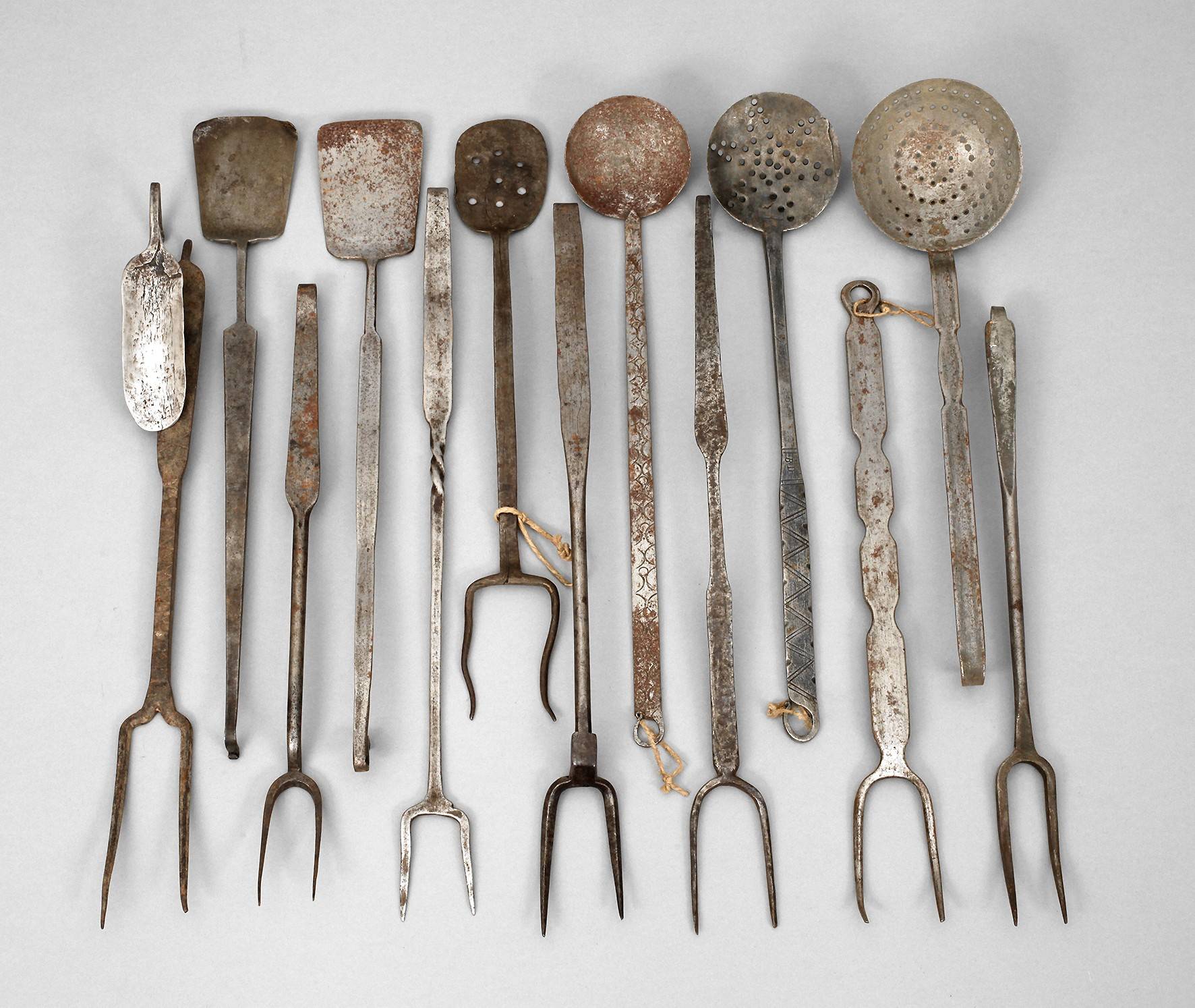 Sammlung altes Küchenzubehör