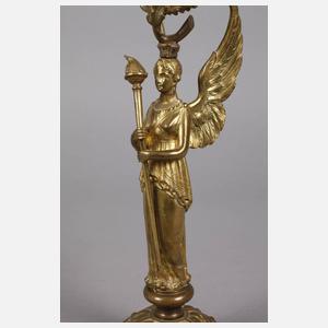 Figürlicher klassizistischer Kerzenleuchter