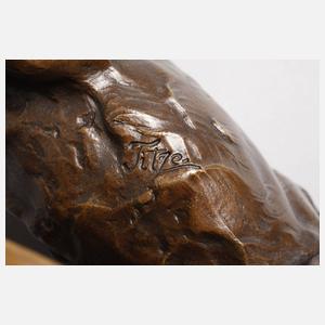 A. Titze, Großer Elch auf Marmorschale