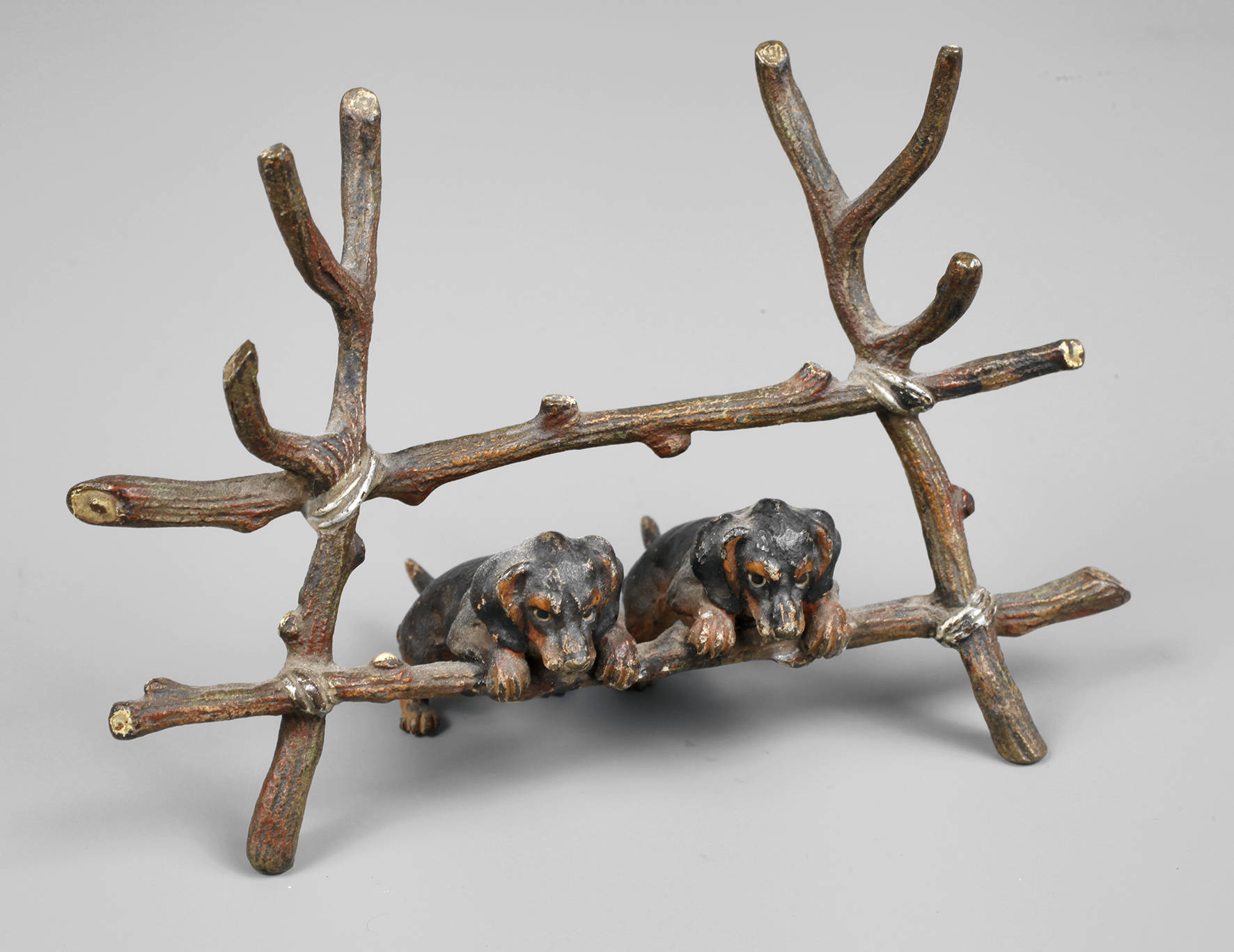 Wiener Bronze Hunde als Stifthalter