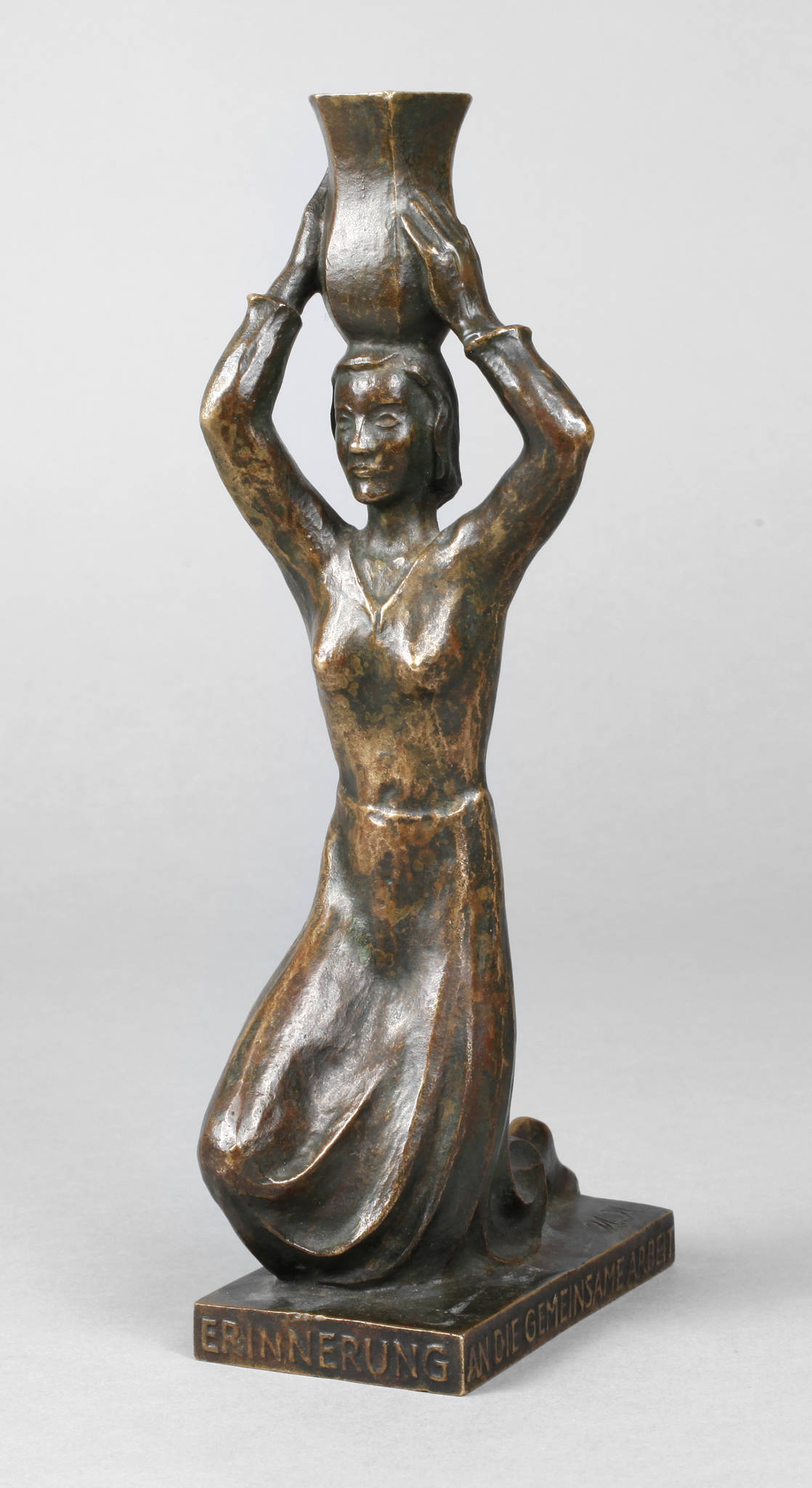 Figürlicher Bronzeleuchter