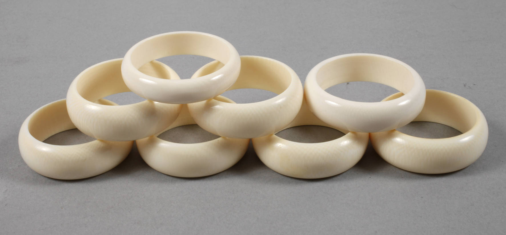 Posten Serviettenringe Elfenbein