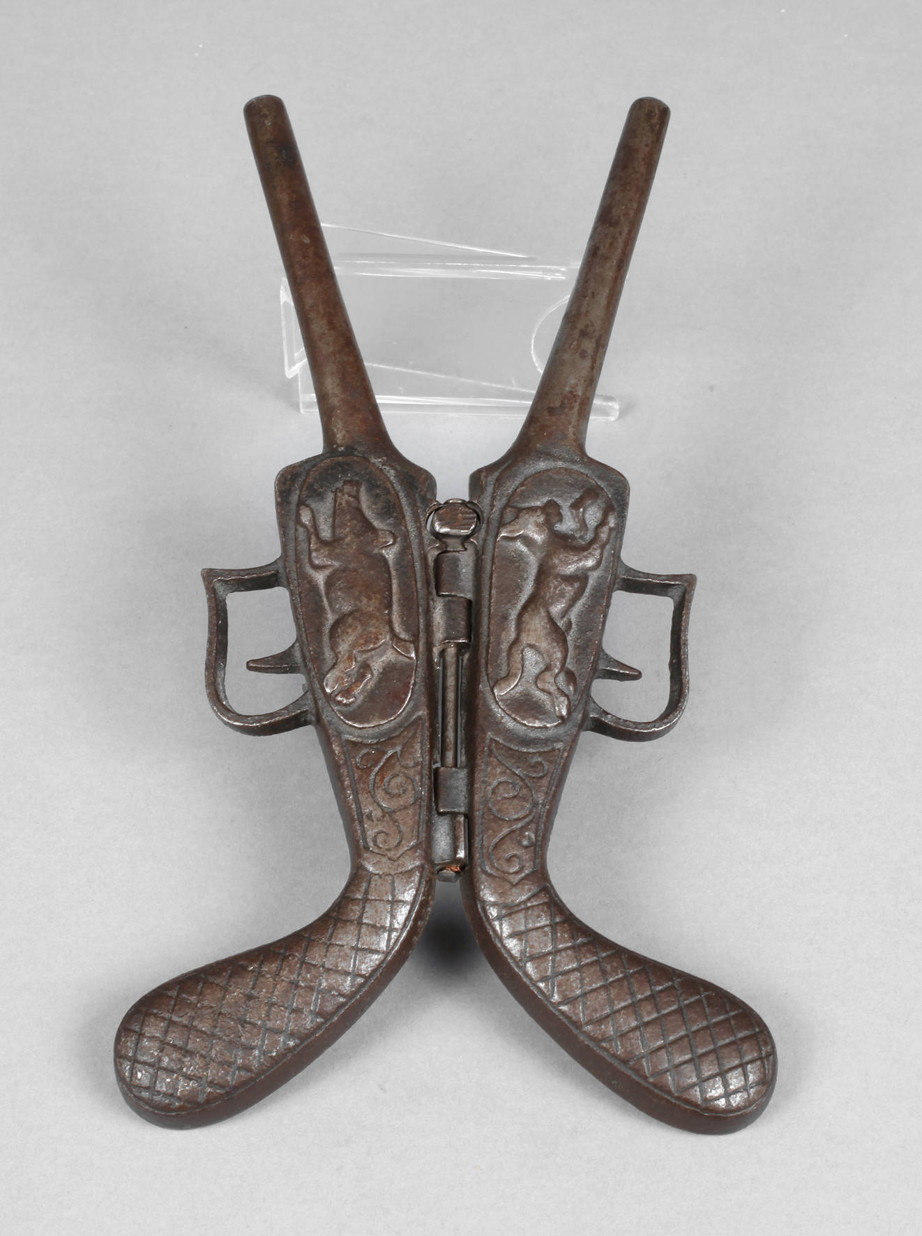 Stiefelknecht in Pistolenform