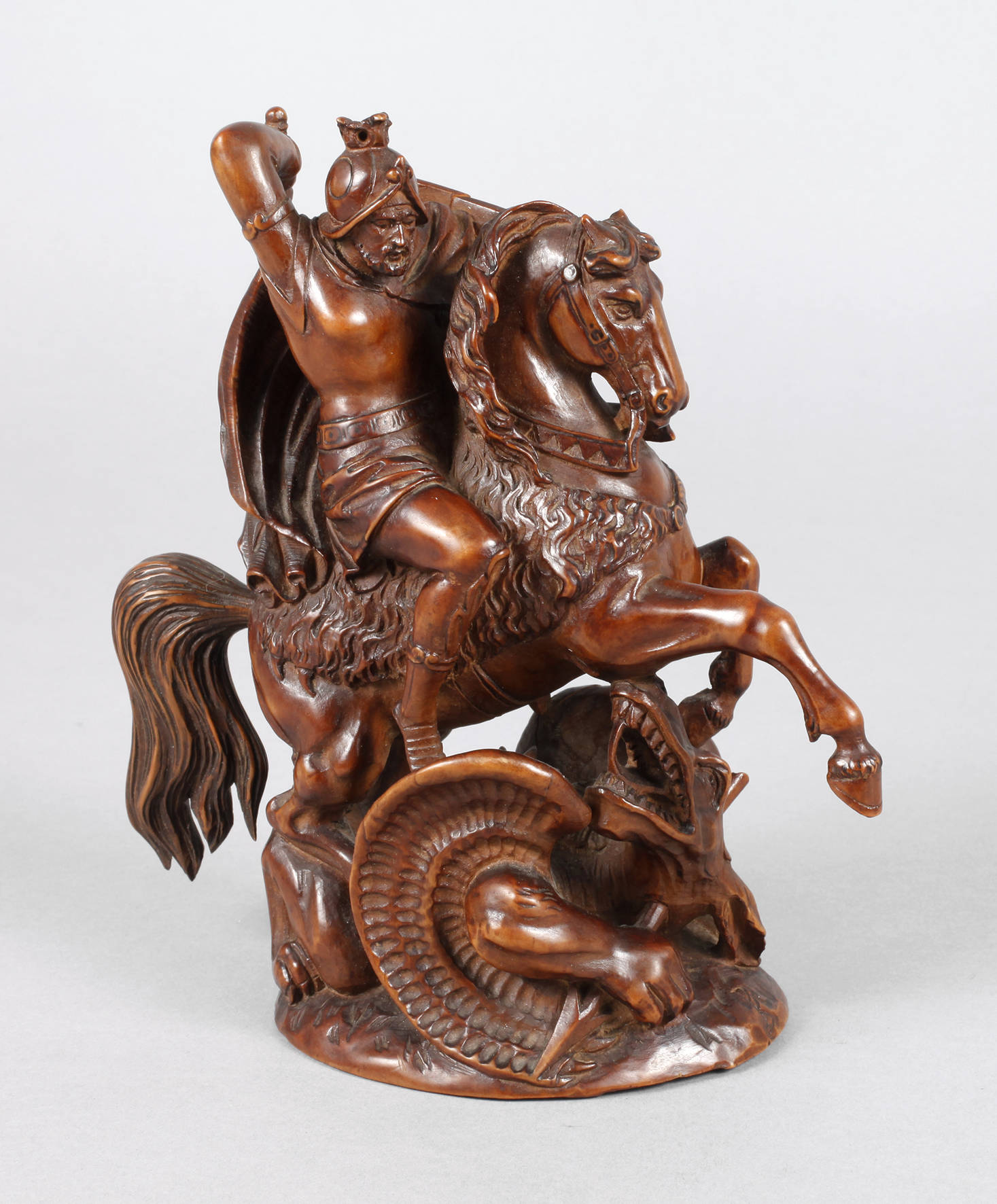 Figürliche Schnitzerei