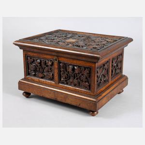 Geschnitzte Schatulle