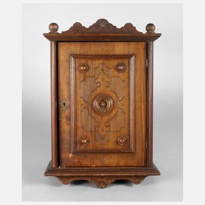Kleiner Wandschrank