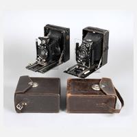 Zwei Plattenkameras111