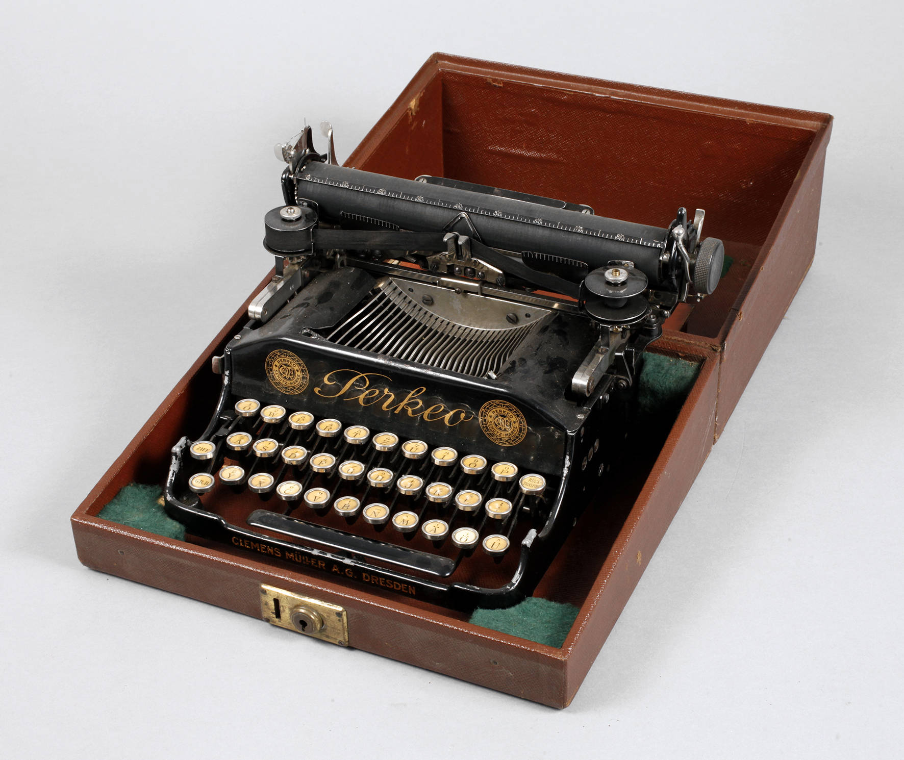 Kofferschreibmschine Perkeo