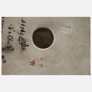 Porzellanfigur Knabe mit Teddy