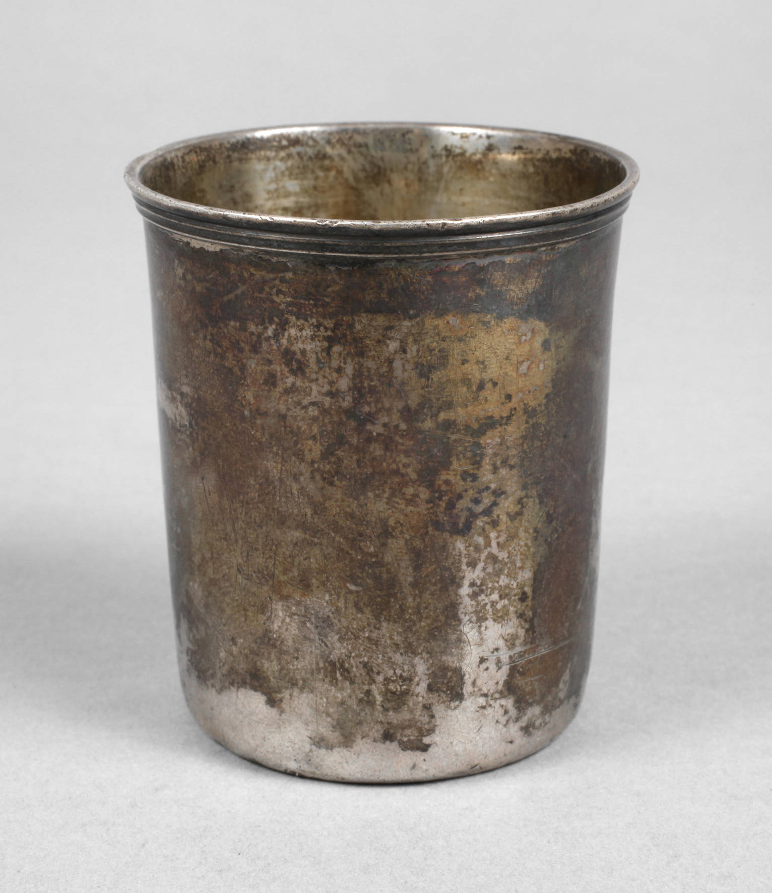 Silberbecher Russland