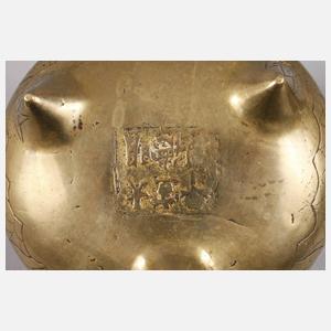 Zwei Räucherschalen