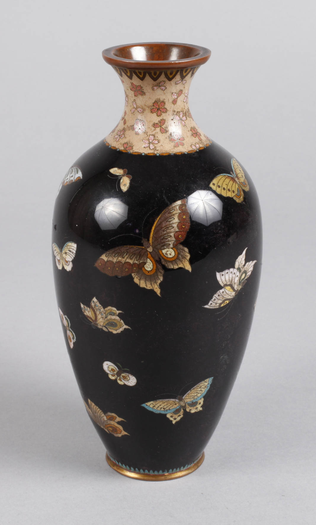 Kleine Vase Cloisonné