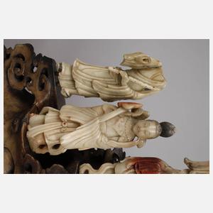 Große Specksteinschnitzerei