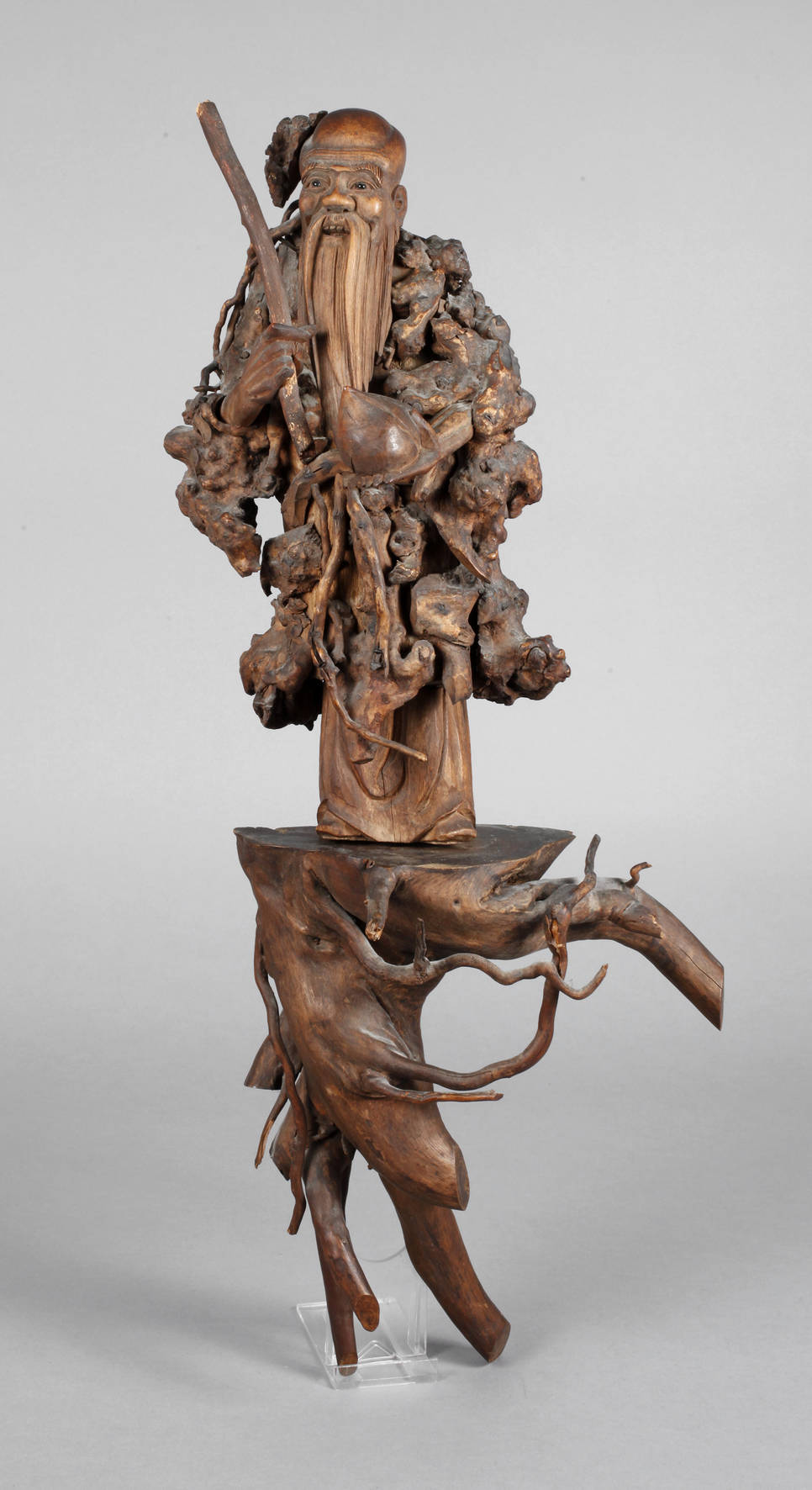 Figürliche Schnitzerei