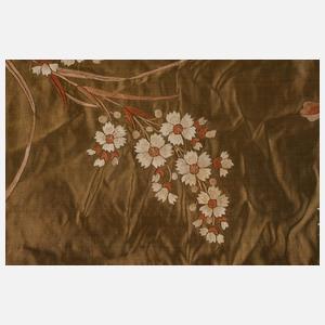 Große Seidenstickerei