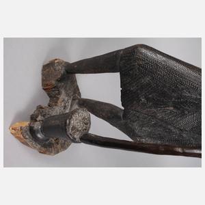 Große Skulptur der Makonde