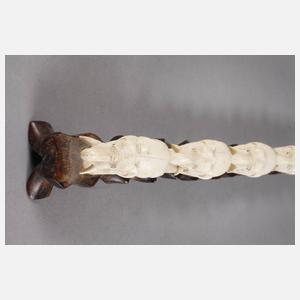 Figürliche Elfenbeinschnitzerei