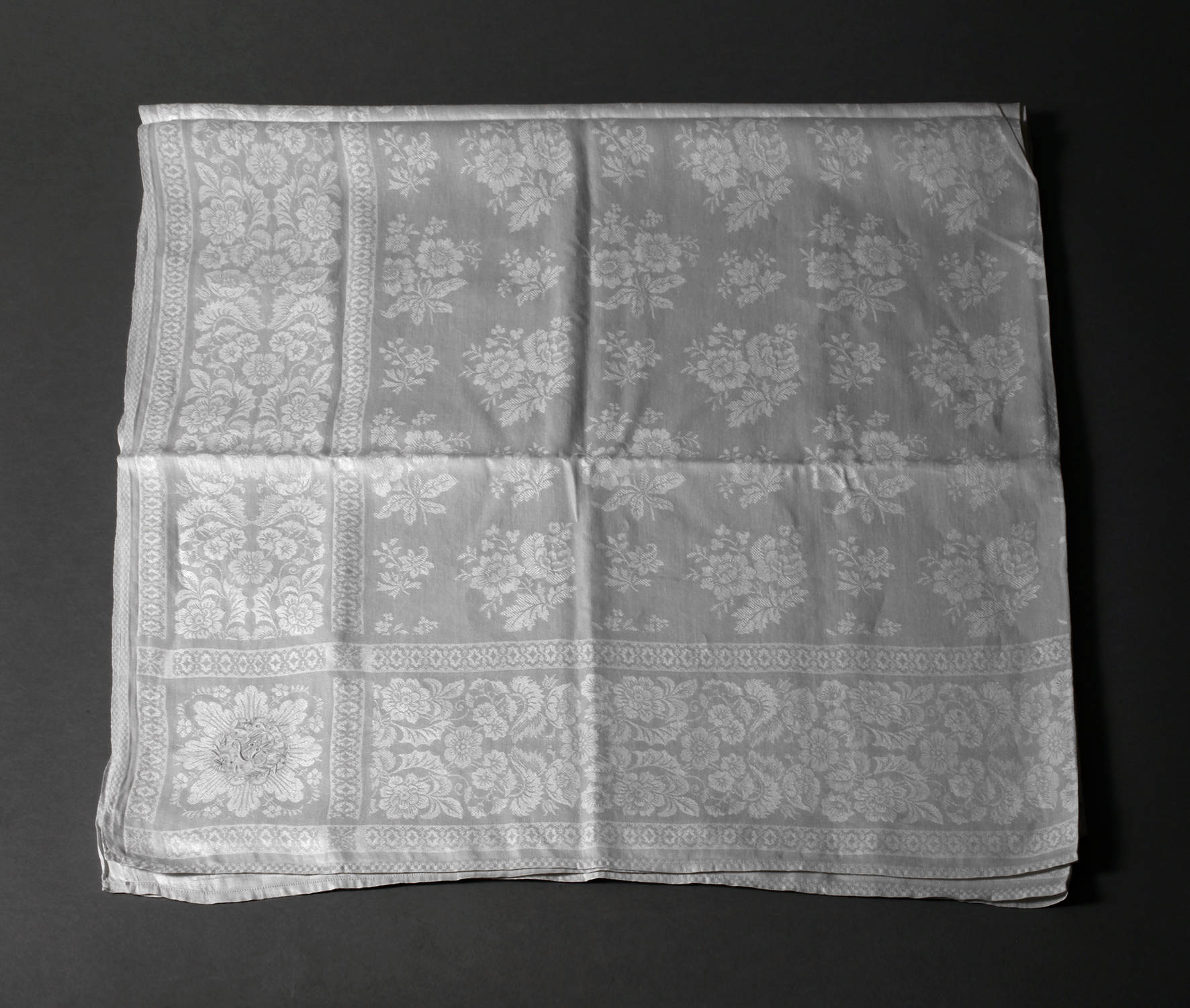 Tafeltuch Floraldekor