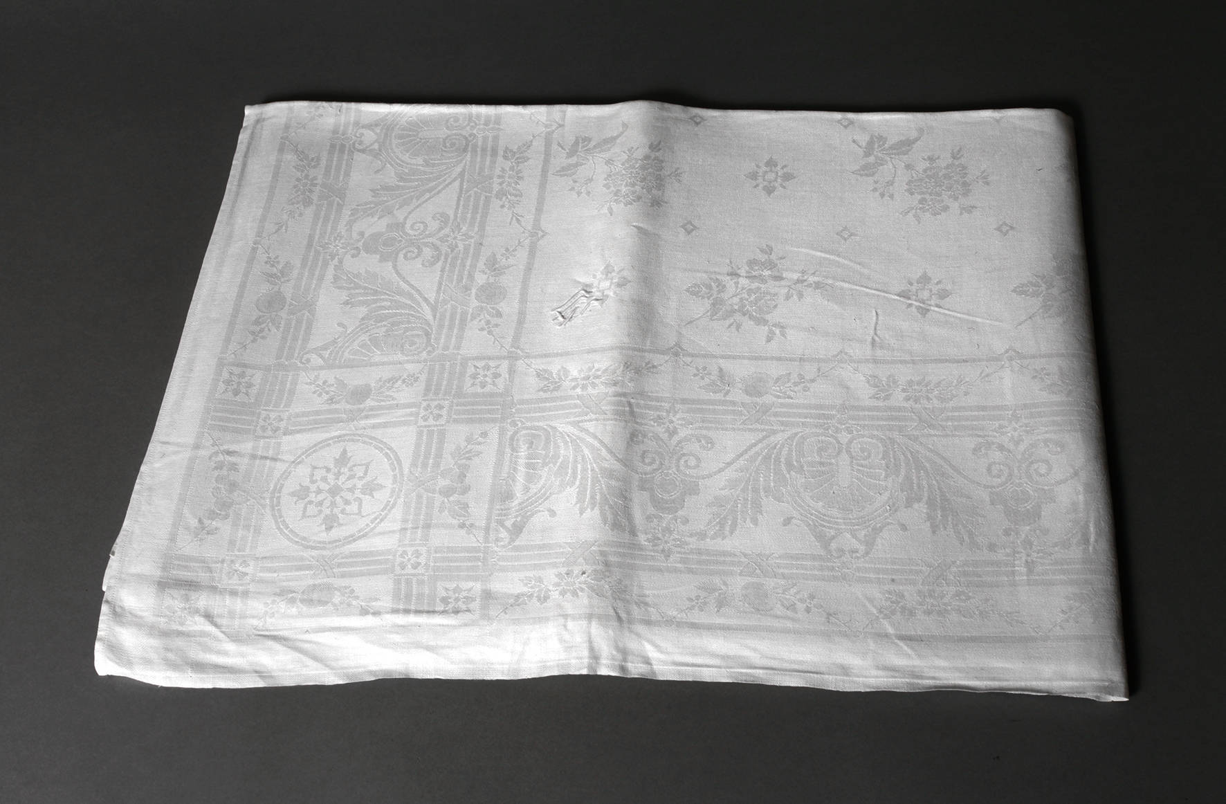 Tafeltuch Neoklassizismus