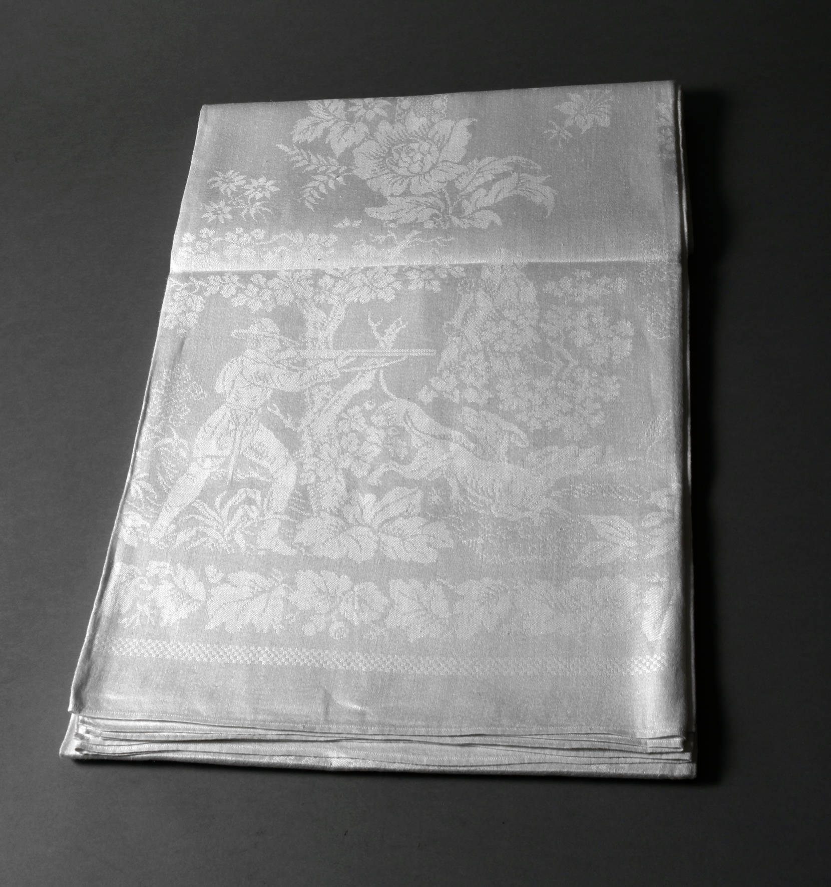 Prachttafeltuch Jagdmotiv