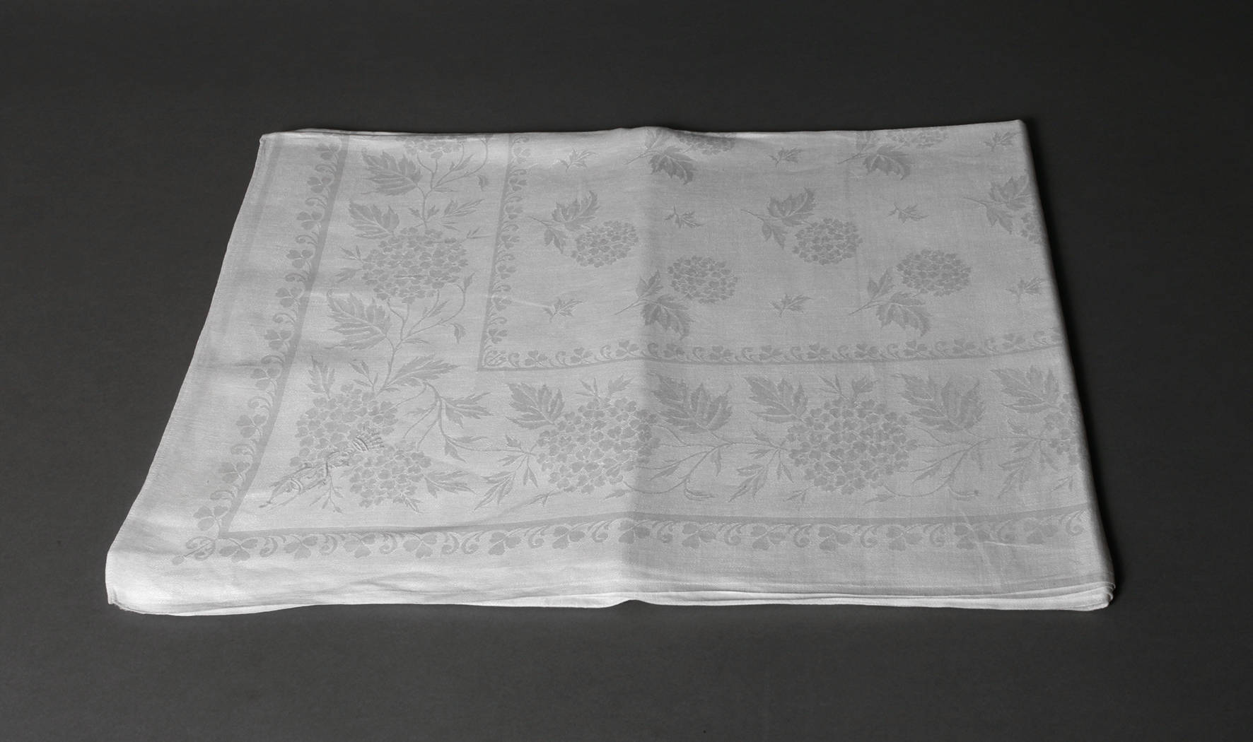 Tafeltuch aus Adelsbesitz