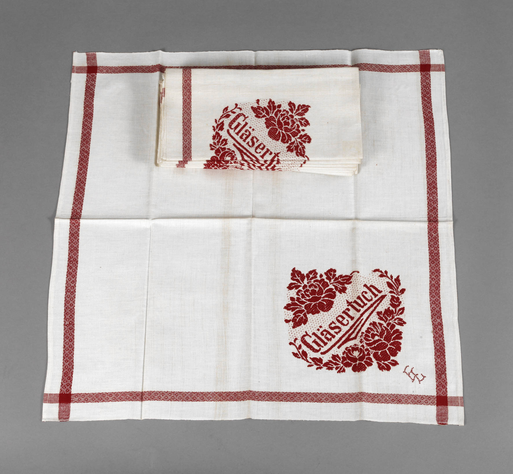 Zehn Küchentücher als Gläsertücher