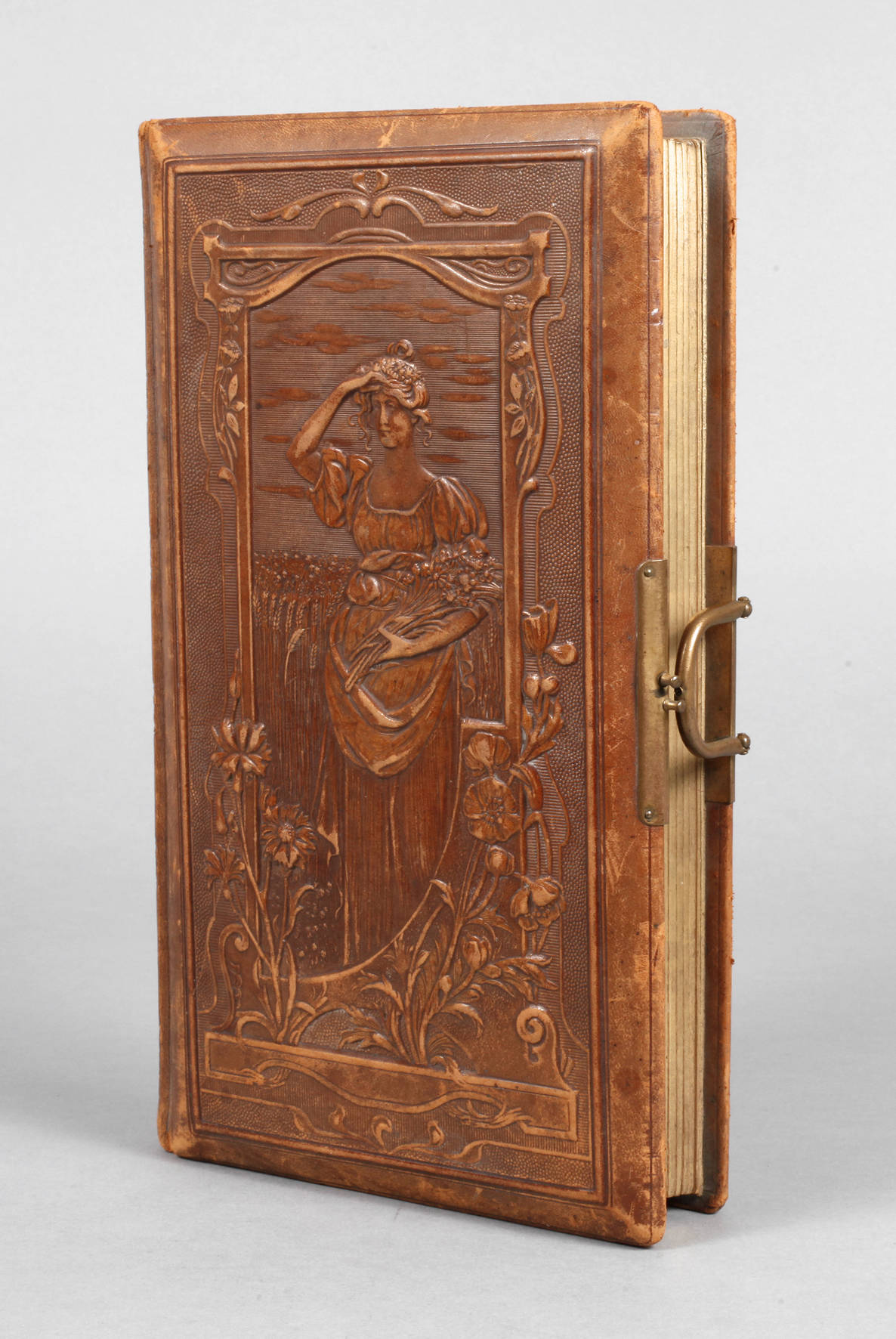 Kabinett-Fotoalbum mit Jugendstilschönheit