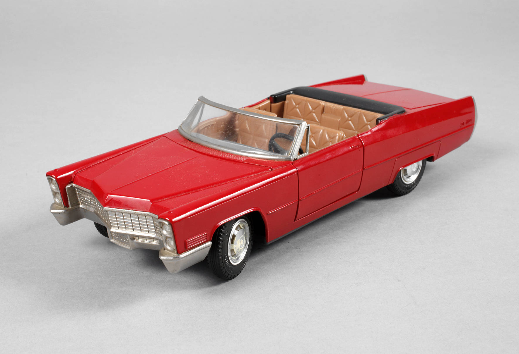 Schuco Elektro-Montage-Cadillac