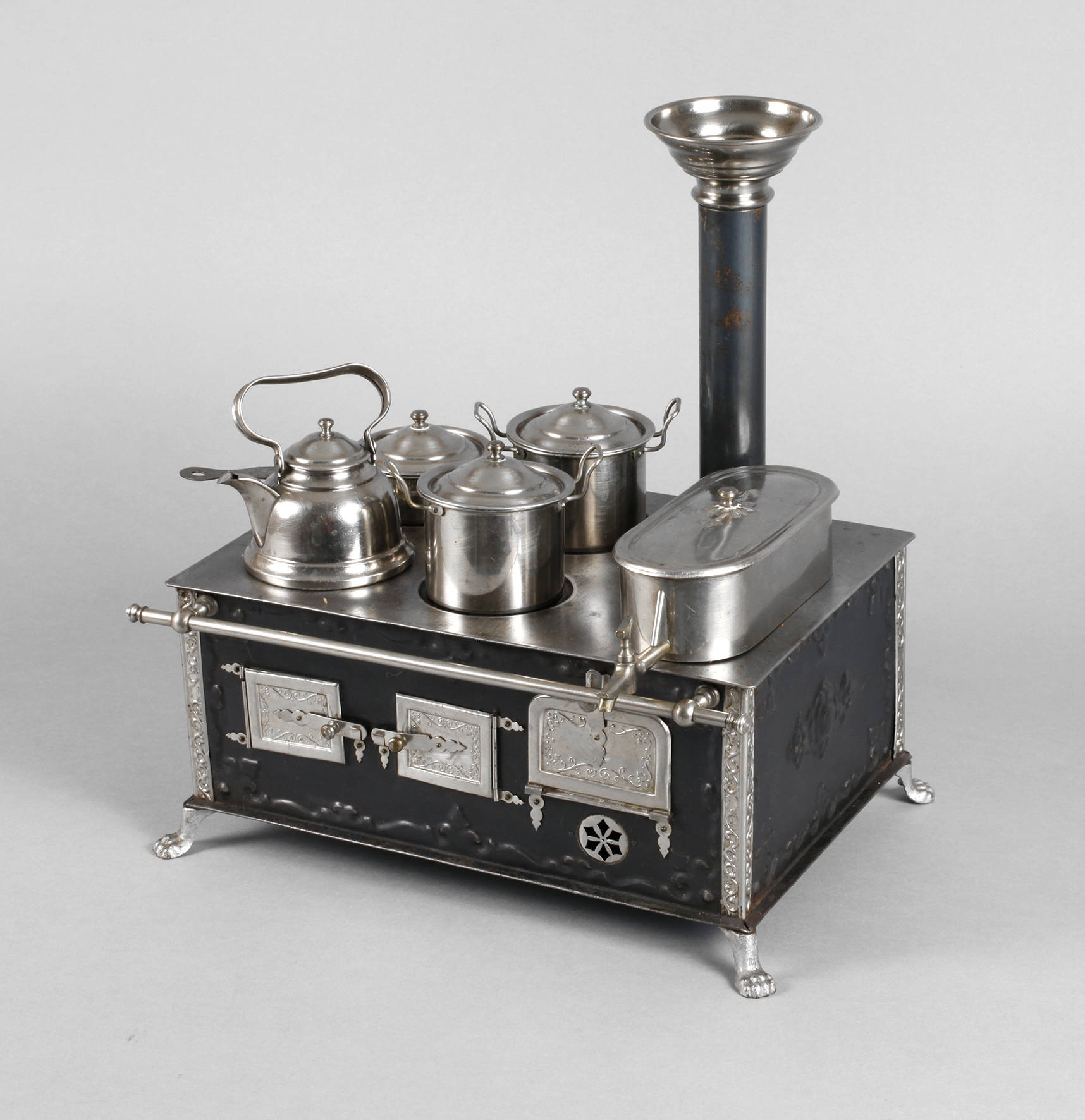 Puppenherd mit Zubehör