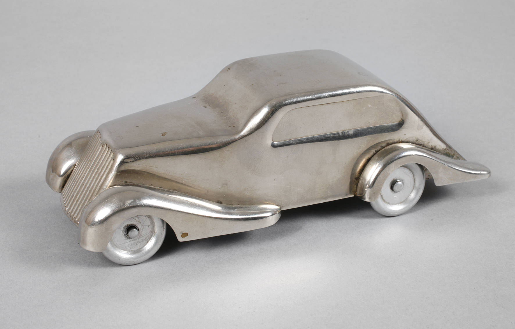 Spardose als Automobil