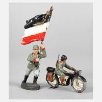 Elastolin Kradschütze und Fahnenträger111