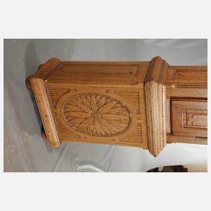 Klassizistische Standuhr