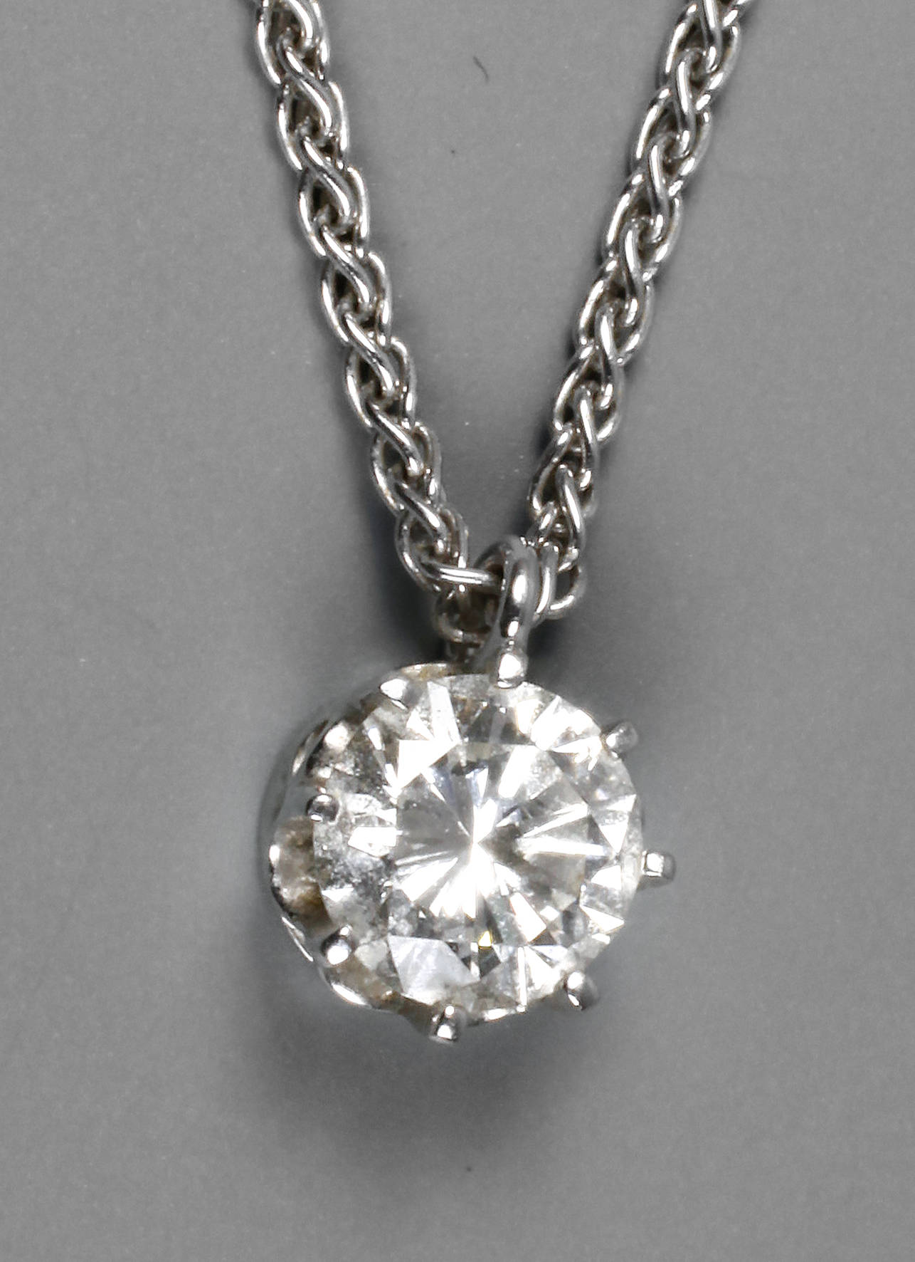 Solidärbrillant in Krabbenfassung