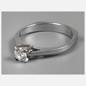 Damenbrillantring mit Expertise